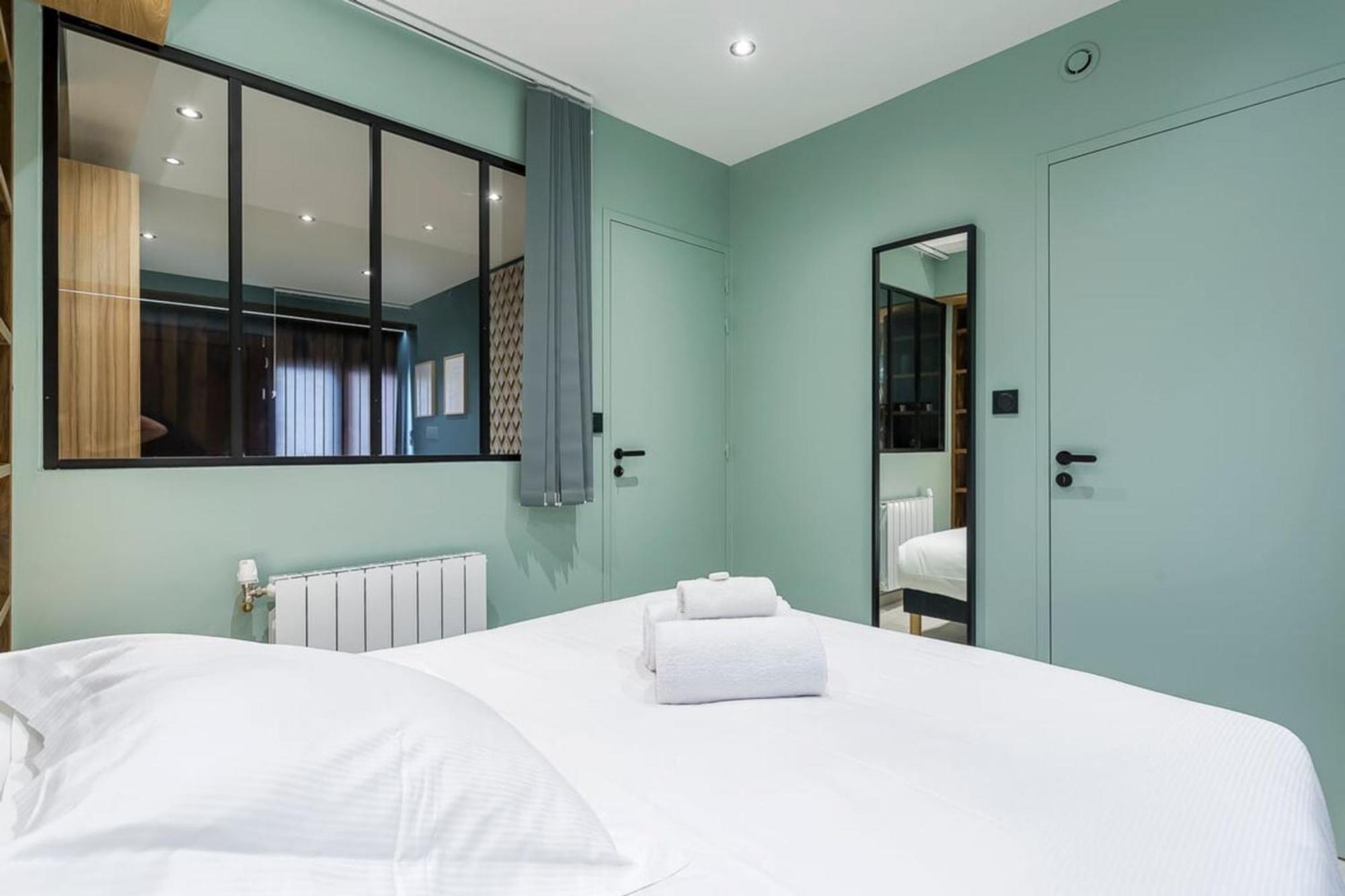 Hamac Suites - Suite Du Parc 3 Villeurbanne Bagian luar foto